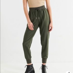 Green Sweatpants/Joggers - Urban Outfitters